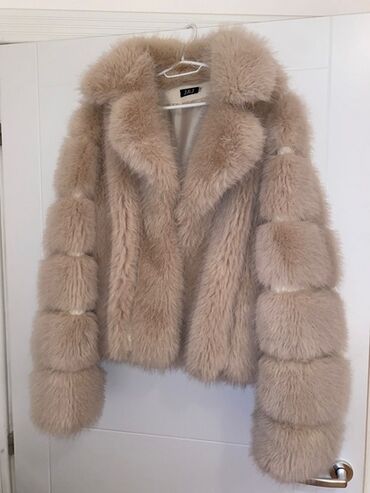 hm kupaci kostimi 2023: Gardi, M (EU 38), With lining, Fur