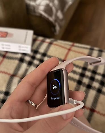 m 3: Xiaomi Smart Band 10 Pro — стильный фитнес-браслет с крупным — 3