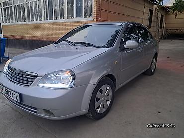 Chevrolet Lacetti: 2004 г., 1.6 л, Механика, Бензин, Седан — 2