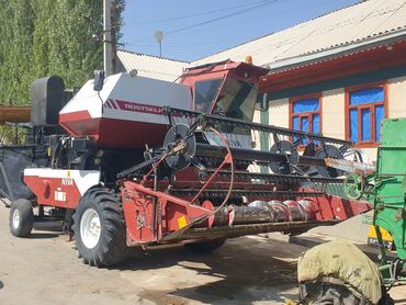 монолитный домкрат: Зерноуборочный комбайн Ростсельмаш Niva - Марка/модель: Rostselmash