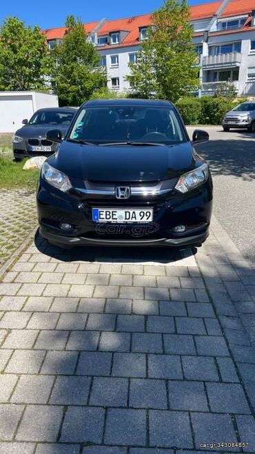 Used Cars: Honda HR-V: 1.6 l | 2015 year SUV/4x4