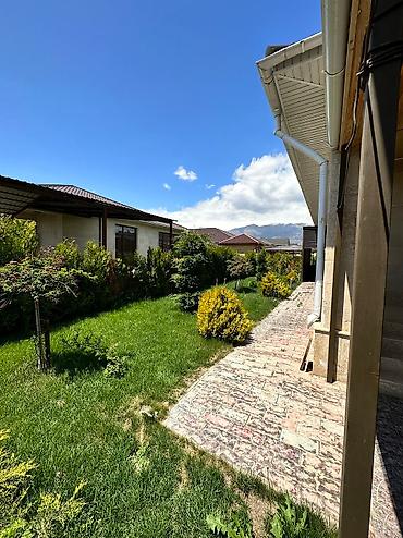 Продажа коттеджей и домов: Продаю коттедж 2+1 в ЦО “Asia Palace”. 
Коттедж находится на 2 линии — 3