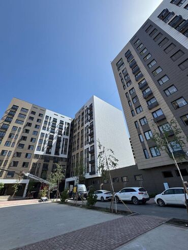 недвижимость в карабалте: Продаётся 2-комнатная квартира в ЖК Altyn Bulak Life! 📍 Мкр Джал