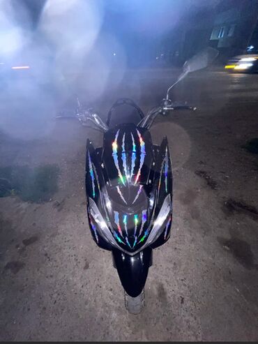 Скутеры: Тип скутера Yamaha, 150 куб. см, Бензин, Новый — 3