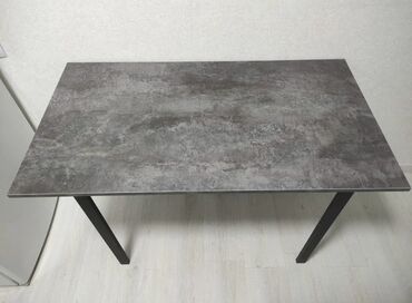 кованная мебель: Кухонный Стол, цвет - Серый, Б/у