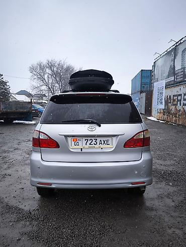 Toyota: Toyota Ipsum: 2004 г., 2.4 л, Автомат, Бензин, Минивэн — 4