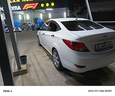 lada 9: Hyundai Accent: 2013 г., 1.6 л, Автомат, Бензин, Седан — 4