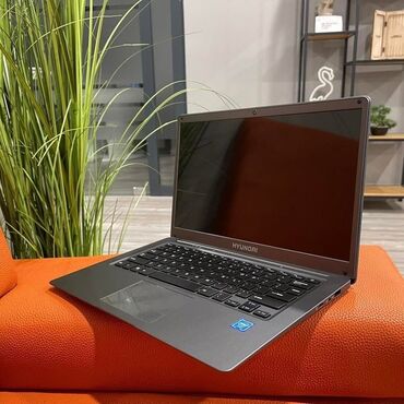 ucuz notebook tavsiye: Intel Celeron, 4 GB, 14.3 "
