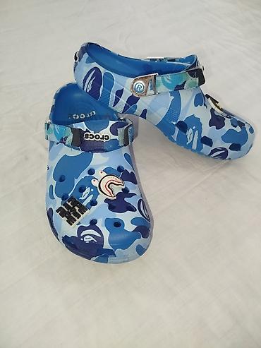 crocs original: Кроксы Crocs синие камуфляжные - Оригинальный камуфляжный принт в — 1