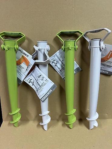 Suncobrani, tende i paviljoni: Držač za suncobran sa zavrtnjem – CRIVIT - Praktična baza za — 1