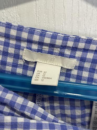 Kompleti: H&M letnji komplet (top i šorc) 💙 Brend: H&M Veličina: 42 — 3
