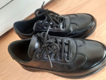 Детская обувь: ТУФЛИ ДЛЯ МАЛЬЧИКА. 35 р. ЭКО КОЖА,КАЧЕСТВА СУПЕР. 1 раз только — 5