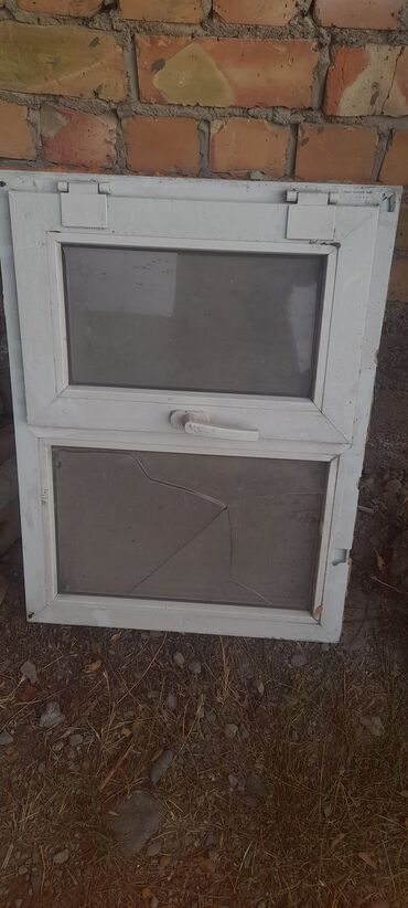 айнек терезе бу: Окно б.у с недостатками. 1.стекло треснут. 2. с 2 сторон трещины. на