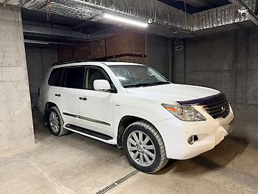 Lexus LX: 2011 г., 5.7 л, Автомат, Газ, Внедорожник
