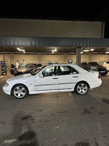 benz: Mercedes-Benz C-Class: 1994 г., 2.2 л, Механика, Бензин, Седан — 1