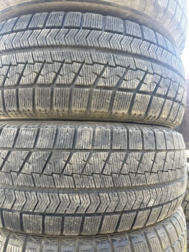 Шины: Шины 225 / 60 / R 16, Зима, Б/у, Пара, Легковые, Япония, Bridgestone