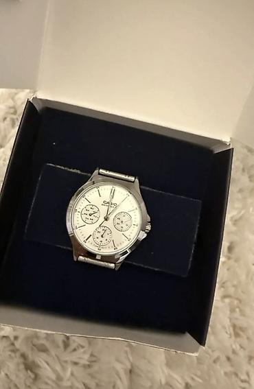 meta eynək: Casio qadin qol saatı - Marka/model: Casio (klassik xronoqraf tərzi) — 2