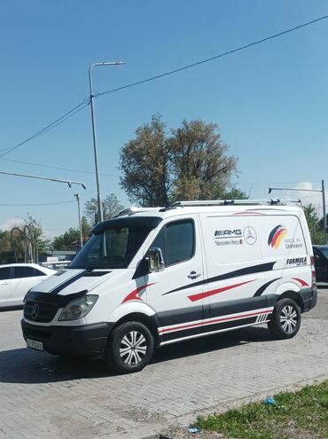 Легкий грузовой транспорт: Легкий грузовик, Mercedes-Benz, Стандарт, 2 т, Б/у