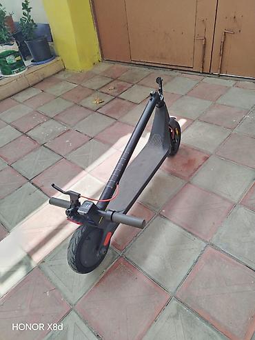 samokat az: İşlənmiş Elektrik samokat 10", ≤ 250 Vt, 16 - 25 km/s, Ünvandan götürmə — 3