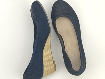 Flat shoes: Flat shoes for women, 39, condition - Good