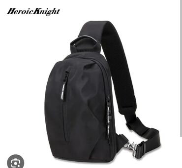 qara çanta: Heroic Knight firmasi çantası çoox rahat və cool görünüşde sport və