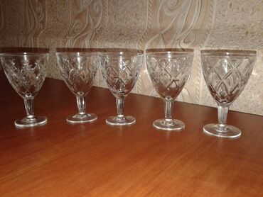 Qədəhlər: Qədəhlər — 8