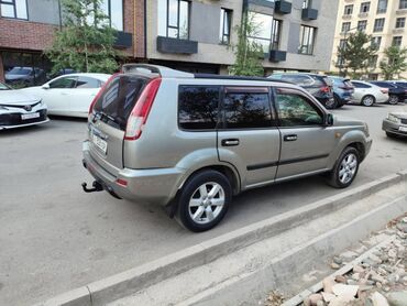 фаркоп для прицепа: Nissan X-Trail: 2002 г., 2 л, Механика, Бензин, Кроссовер