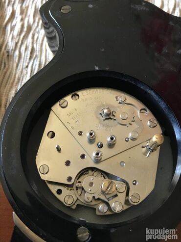 Ostali predmeti za umetnost i kolekcionarstvo: Original Swiza stoni sat Made in Swiss Navija se na 8 dana. 7 — 4
