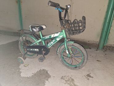 детский веласпед: Продаю детский четырёхколесный велосипед "Барс" в хорошем состоянии