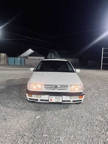 фолксваген вента: Volkswagen Vento: 1992 г., 1.8 л, Механика, Бензин, Седан