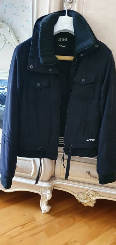 layka kurtka: Женская куртка Ltb, M (EU 38), цвет - Черный
