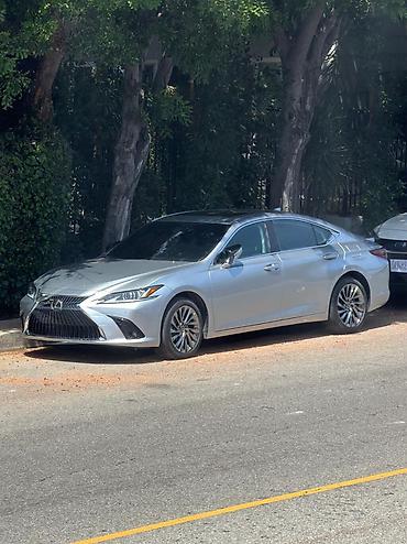 губа соната: Lexus ES: 2025 г., Автомат, Гибрид, Седан — 2