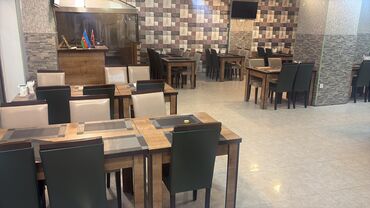 qazax is elanlari: Ofisiant tələb olunur, Fast food, Gündəlik ödəniş, 18-29 yaş, 3-5 illik təcrübə