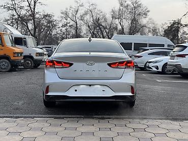 Hyundai: Hyundai Sonata: 2021 г., 2 л, Автомат, Газ, Седан — 5