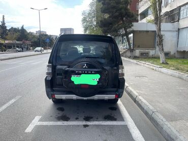 pajer: Mitsubishi Pajero: 3 л | 2008 г. 300000 км Внедорожник