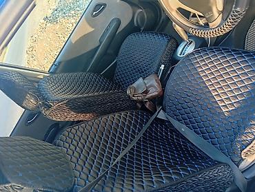 honda inside: Honda Fit: 2004 г., 1.3 л, Автомат, Бензин, Хэтчбэк — 3
