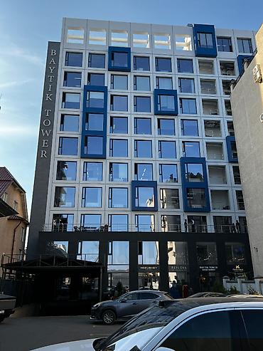продаю в токмаке: Сдаю Офис целиком: Банковское отделение, IT-компания, Авиакасса, 60 м², В бизнес центре, С ремонтом, С высокими потолками — 3