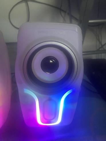 him rs: **RGB stereo zvučnici za računar** Kompaktan set desktop zvučnika u — 2