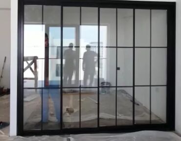 Tikinti işləri: Şüşə ofi̇s və otağ lar üçün ara kəsmə. Kəyfi̇yyatli̇. Sərfəli̇ — 12