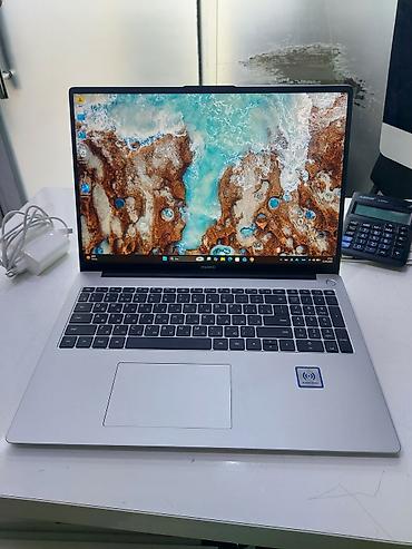 huawei matebook d16: Huawei MateBook D16 (gümüş rəng, nazik çərçivəli ekranlı noutbuk) — 10