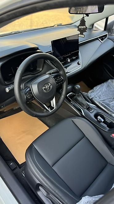 какие авто надежные: Toyota Corolla: 2023 г., Гибрид, Седан — 9