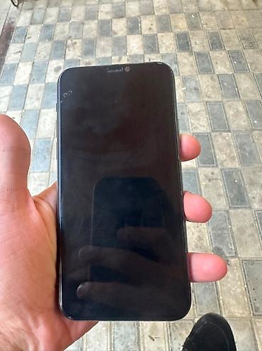 IPhone 11 Pro, Matte Midnight Green
