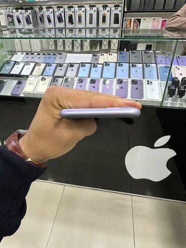Apple iPhone: IPhone 11, 128 GB, Zəmanət, Barmaq izi, Simsiz şarj