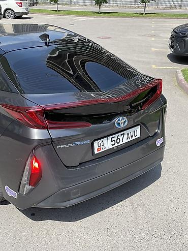 byd e1: Toyota Prius: 2019 г., 1.8 л, Гибрид — 5