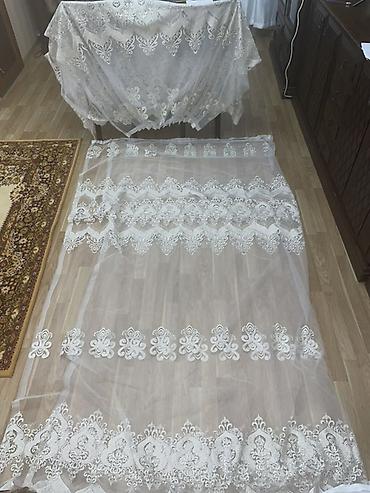 pencere perdesi: Krem reng qizili rəngli, 3 eded birlikde 70 m zərif naxışlı tül pərdə — 3