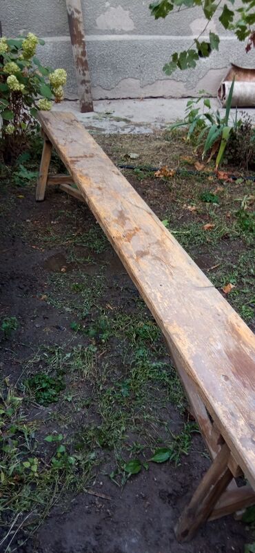 столик для кормления из дерево: Столы сбитые из досок 50 мм ширина один метр, длина 3 метра и 2,5 м