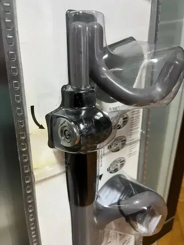 Auto oprema: #2683 Kandža Brava za volan Master Lock; Model: 252DAT; Sa dva ključa; — 7