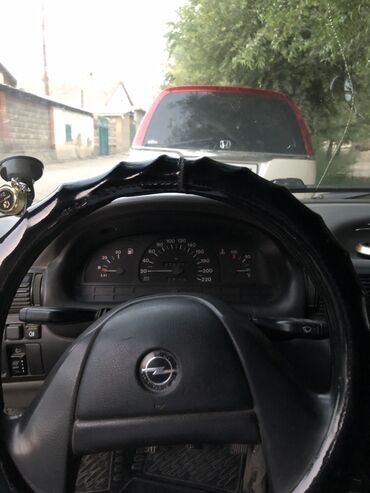 опель земфира: Opel Astra: 1992 г., 0.6 л, Механика, Бензин, Хэтчбэк