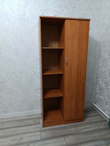 письменный: Спальный гарнитур, Б/у, Шкаф, Односпальная кровать, Кыргызстан, ДСП, Самовывоз, цвет - Бежевый