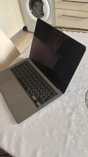 apple whatc: Yeni Apple MacBook, 12.9 ", Apple M1, 256 GB, Pulsuz çatdırılma